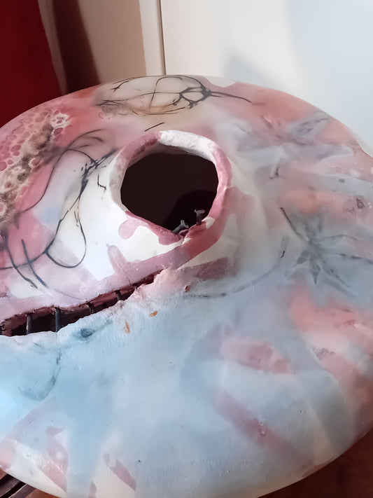 ciotola chiodi, vista dello spacco superiore