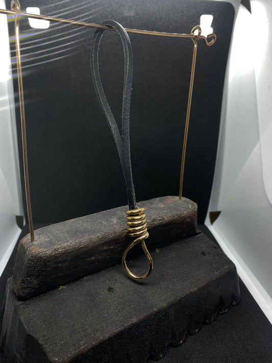 Noose keychain in bronze