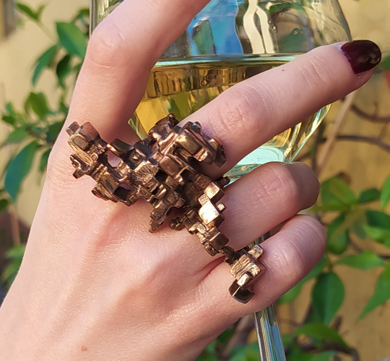 Two finger ring Soho in autumn